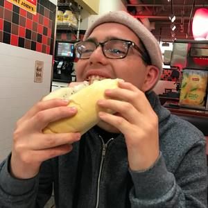 Meet your Posher, Jonathan